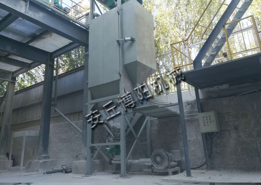 為什么粉體噸袋拆包機(jī)被廣泛選擇？